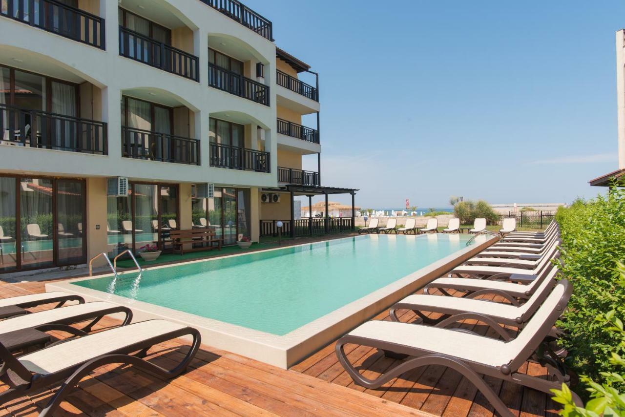 Oasis Del Sol - Front Beach Lozenets Exterior photo